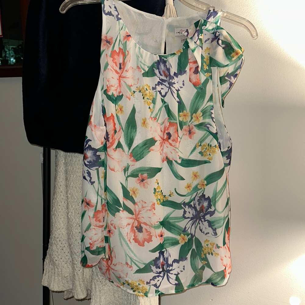 NWT NY&Co chiffon blouse